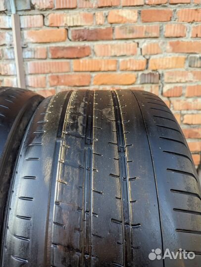 Pirelli P Zero 235/45 R20 и 275/40 R20 100W