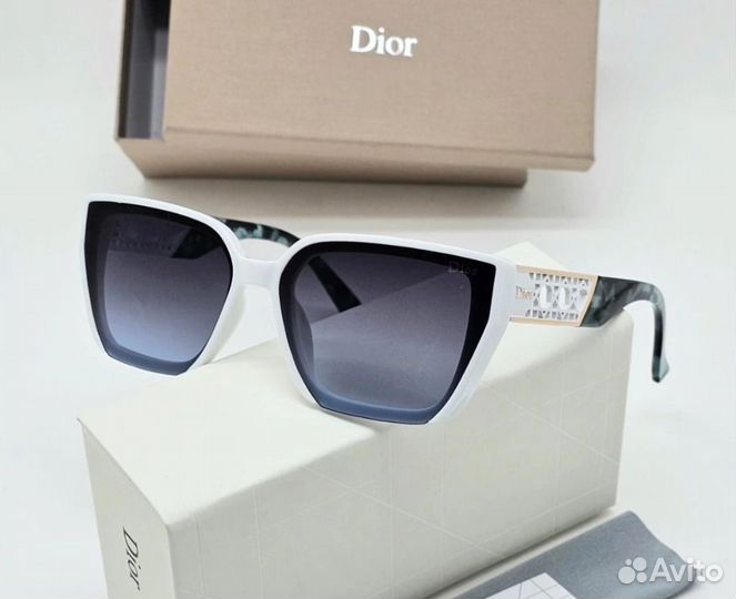 Солнцезащитные очки Dior