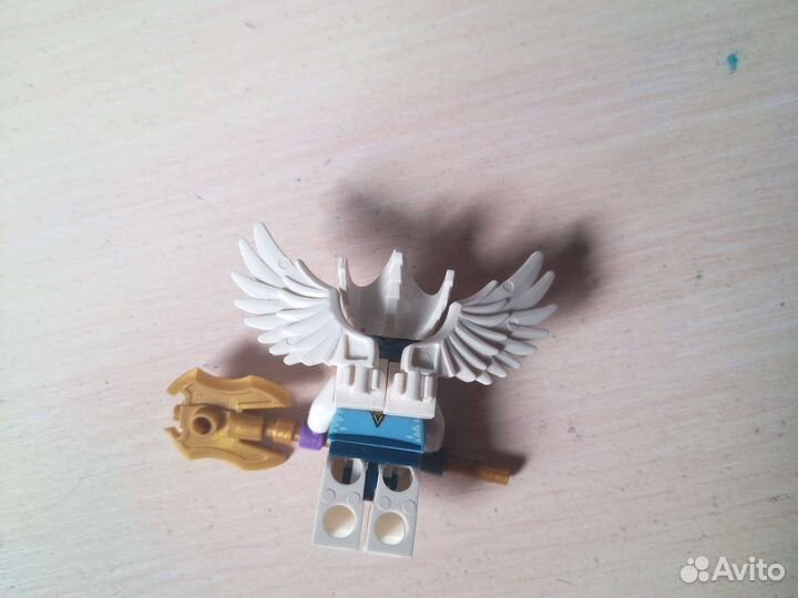 Мини фигурка лего чина
