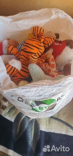 2 мешка мягких игрушек