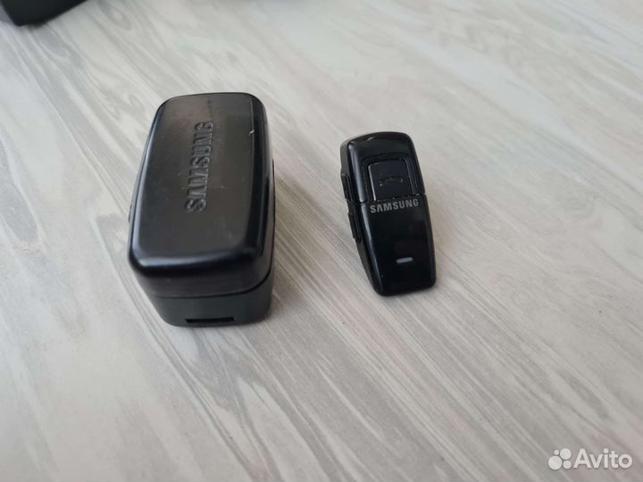 Bluetooth гарнитура samsung