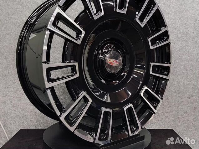 Кованые диски R22 6x139.7 Cadillac Escalade