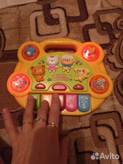 Развивающая музыкальная игрушка