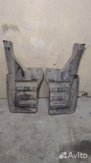 Задний подкрылк Mitsubishi ASX левый 2010