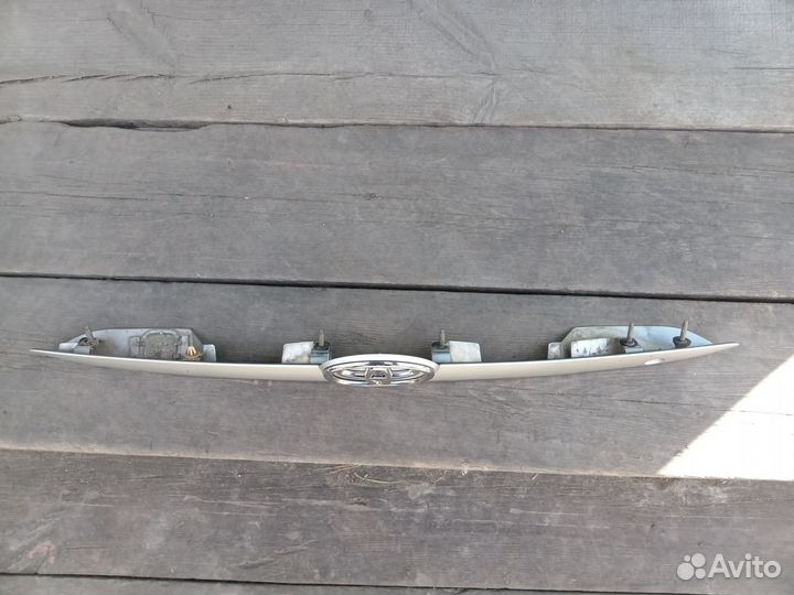 Накладка на заднюю дверь филдер 1 пок