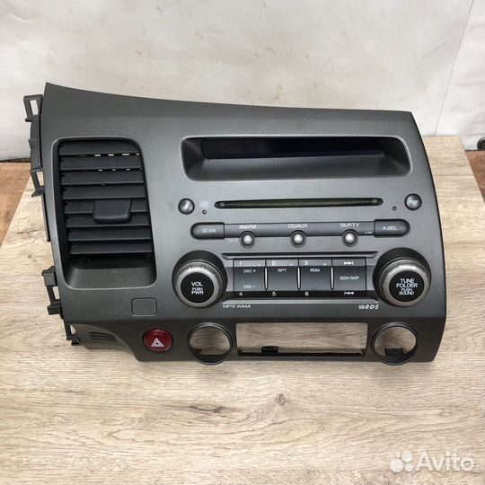 Магнитола Honda Civic 8