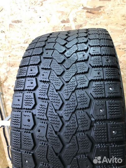 Yokohama Ice Guard F700S 245/45 R17