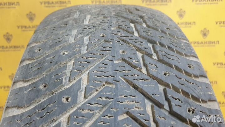Nokian Tyres Hakkapeliitta 8 215/55 R17 98T