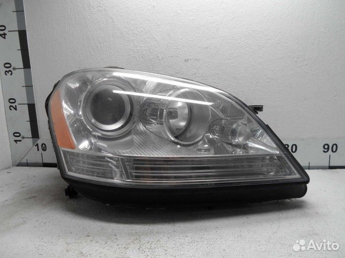 Фара правая для Mercedes-Benz M-Класс II (W164) Ре