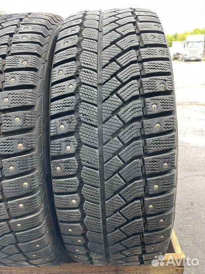 Viatti Brina Nordico V-522 215/60 R16 95T