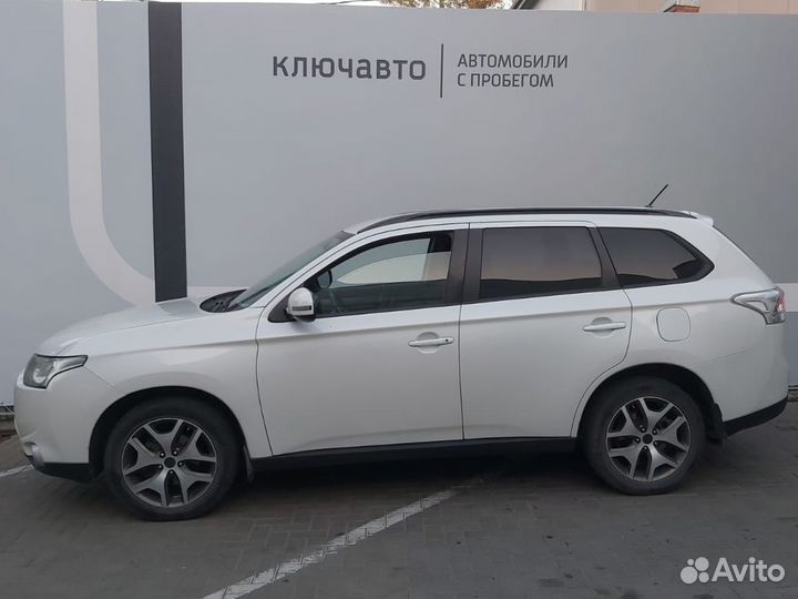 Mitsubishi Outlander 2.4 CVT, 2013, 136 660 км