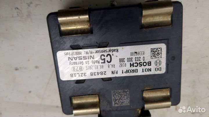 Дистроник (Радар) Nissan Pulsar, 2015