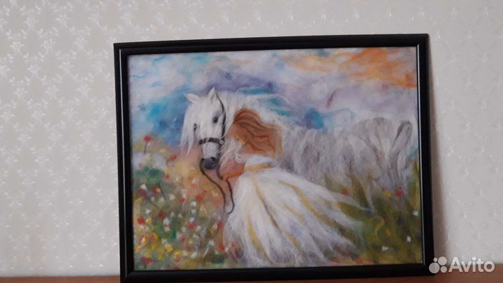 Девушка с конем