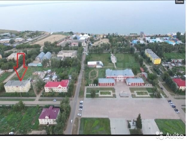 2-к. квартира, 42 м², 1/3 эт.