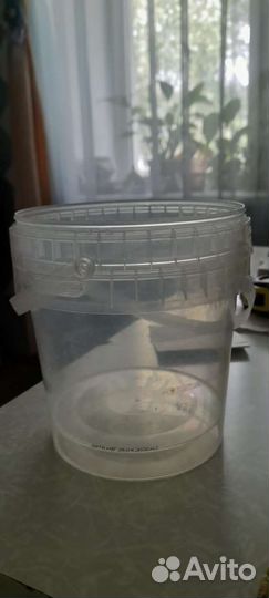 Банки и контейнеры