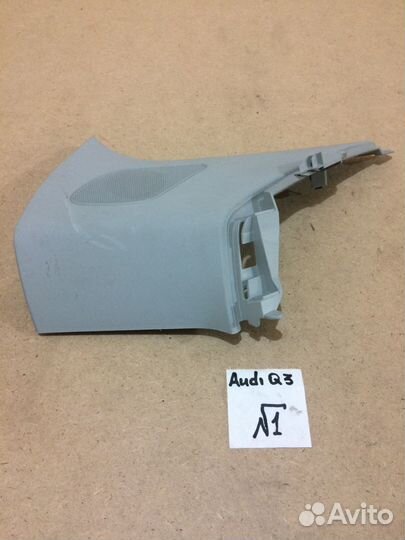 Обшивки и накладки стойки Audi Q3