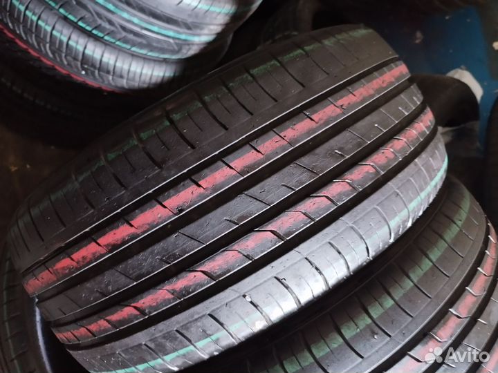 Nexen N'Fera SU1 215/50 R17