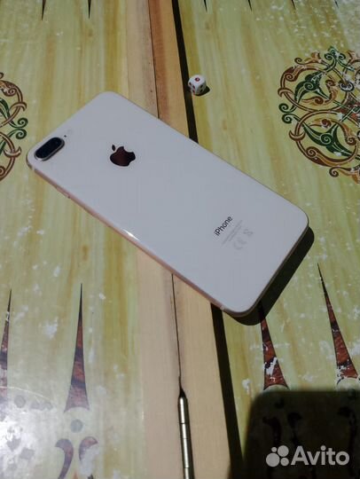 iPhone 8 Plus, 64 ГБ