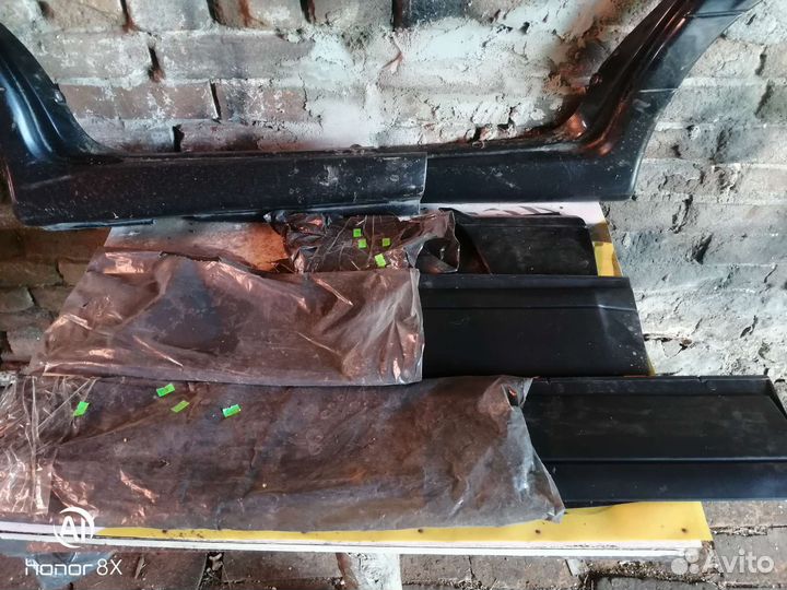 Молдинги на ваз 2114