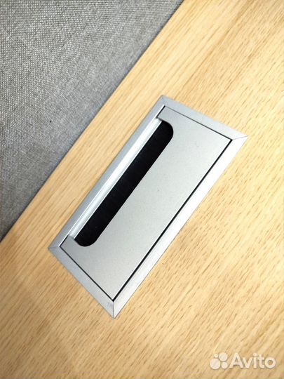 Стол офисный (компьютерный) на металлоопорах 160 н