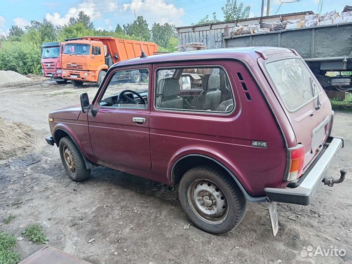 LADA 4x4 (Нива) 1.7 МТ, 2001, 160 000 км