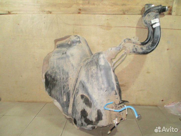 Бак топливный VW Jetta 6 (1B)