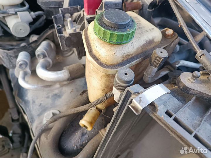 Бачок гура Туарег