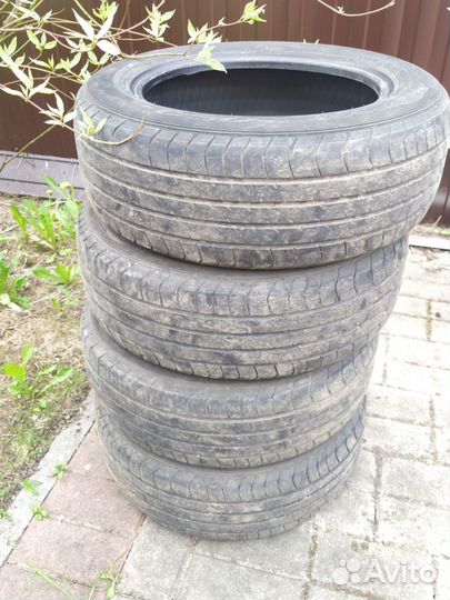 Dunlop SP Sport 2050 205/60 R16