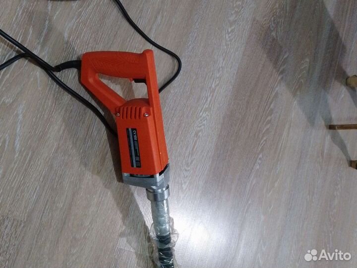 Вибратор бетона в аренду