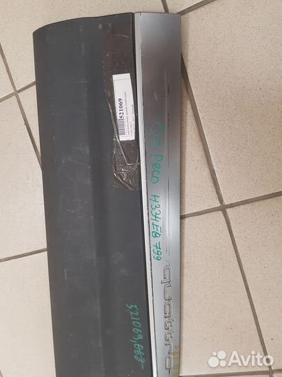 Накладка двери задней левой Audi Q7 2017 521069