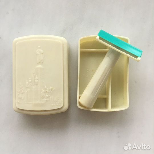 Бритвы и бритвенные станки СССР