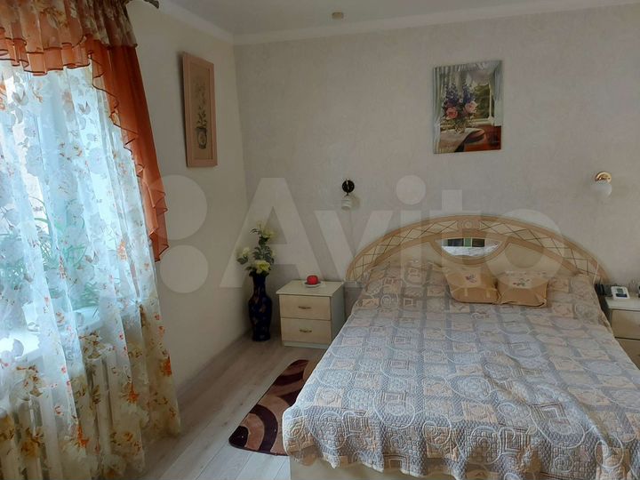 3-к. квартира, 83,6 м², 1/3 эт.