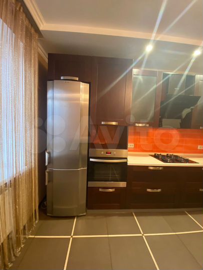 3-к. квартира, 90 м², 11/11 эт.