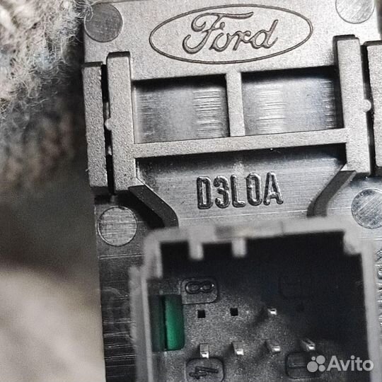 Кнопка обогрева заднего стекла Ford Fusion(02-012)