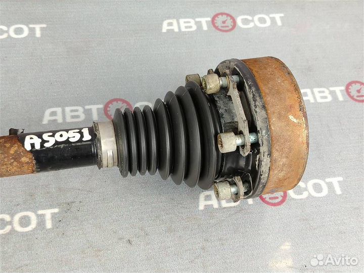 Привод передний левый VW Passat (B6) 2005-2010