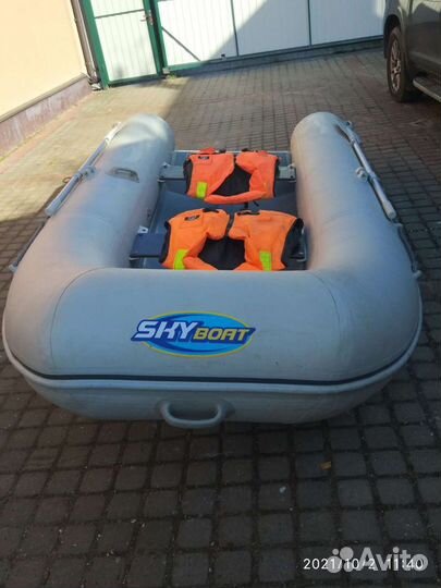 Лодка SKY boat 360RC