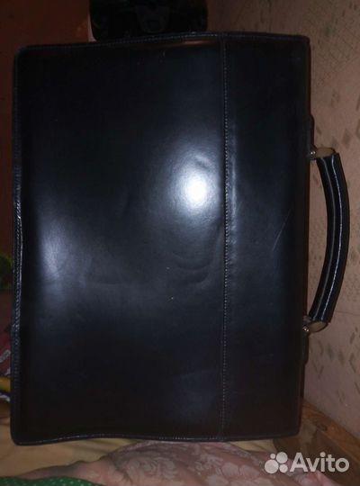 Мужской кожаный портфель новый