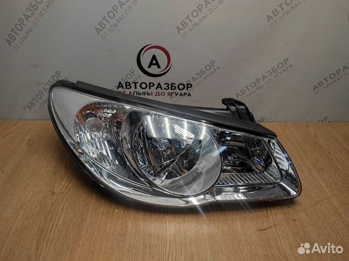 Фара правая Hyundai Elantra (HD) 2006-2011