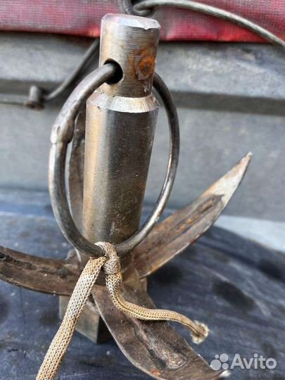 Якорь для лодки