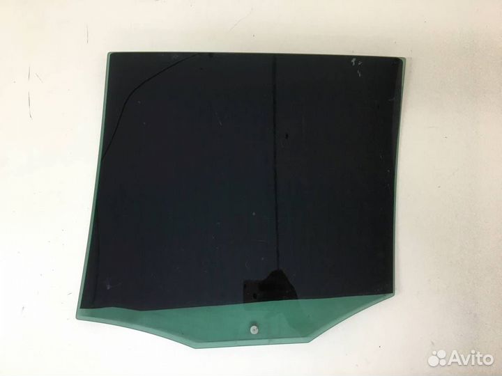 Стекло двери задней правой Volkswagen Tiguan 5N1 2