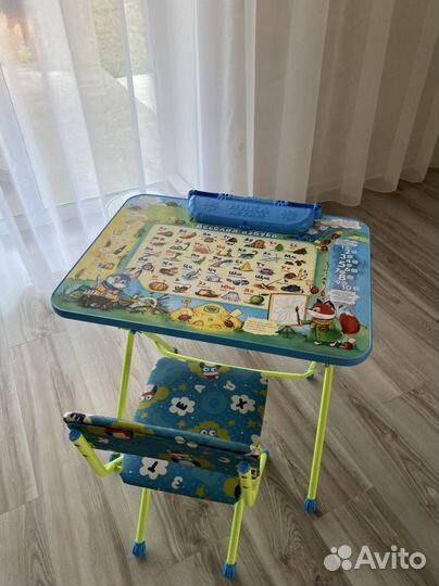 Детский столик и стульчик