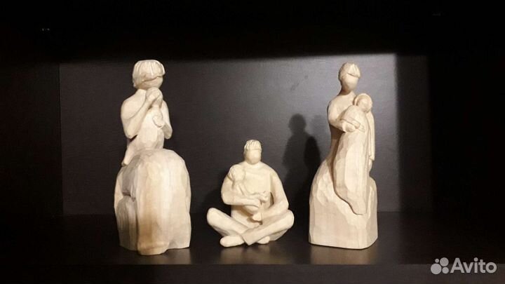 Статуэтка из дерева