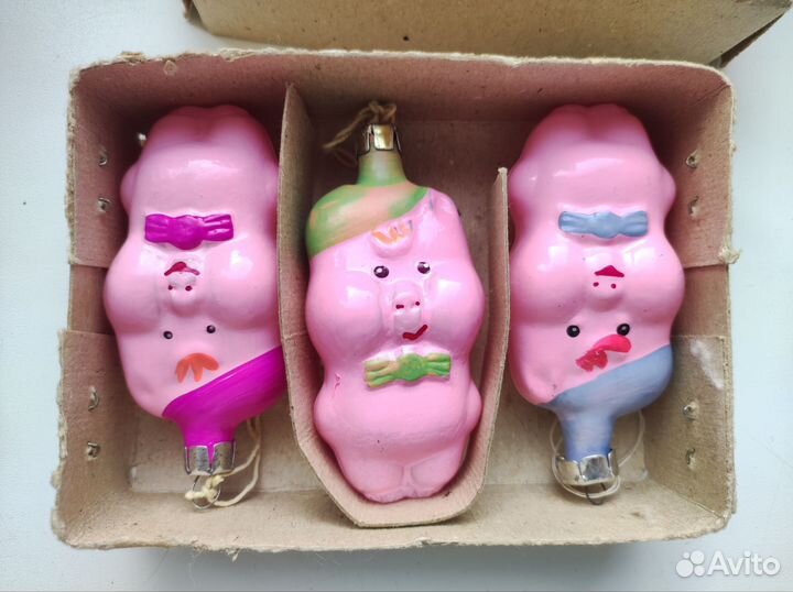Елочные игрушки СССР наборы 3 поросёнка, шары