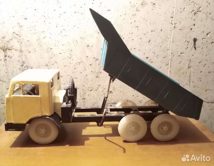 Машинка игрушка СССР