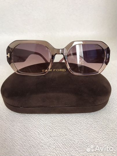 Солнцезащитные очки tom ford женские