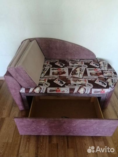 Продам диван детский