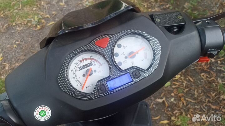 Скутер omax JJ 50Q