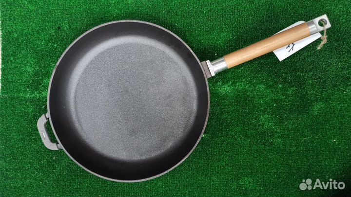 Сковорода чугунная