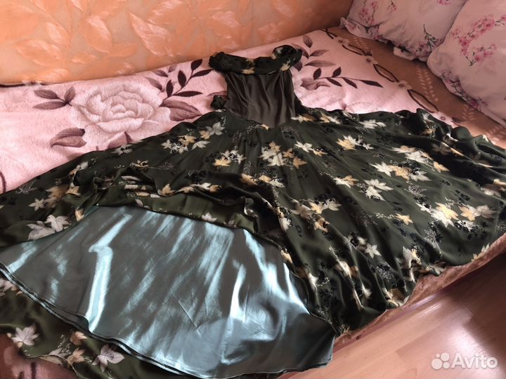 Вечернее платье