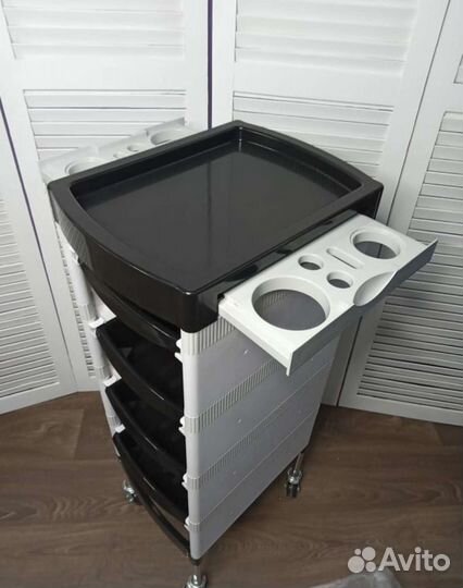 Тележка парикмахерская новая